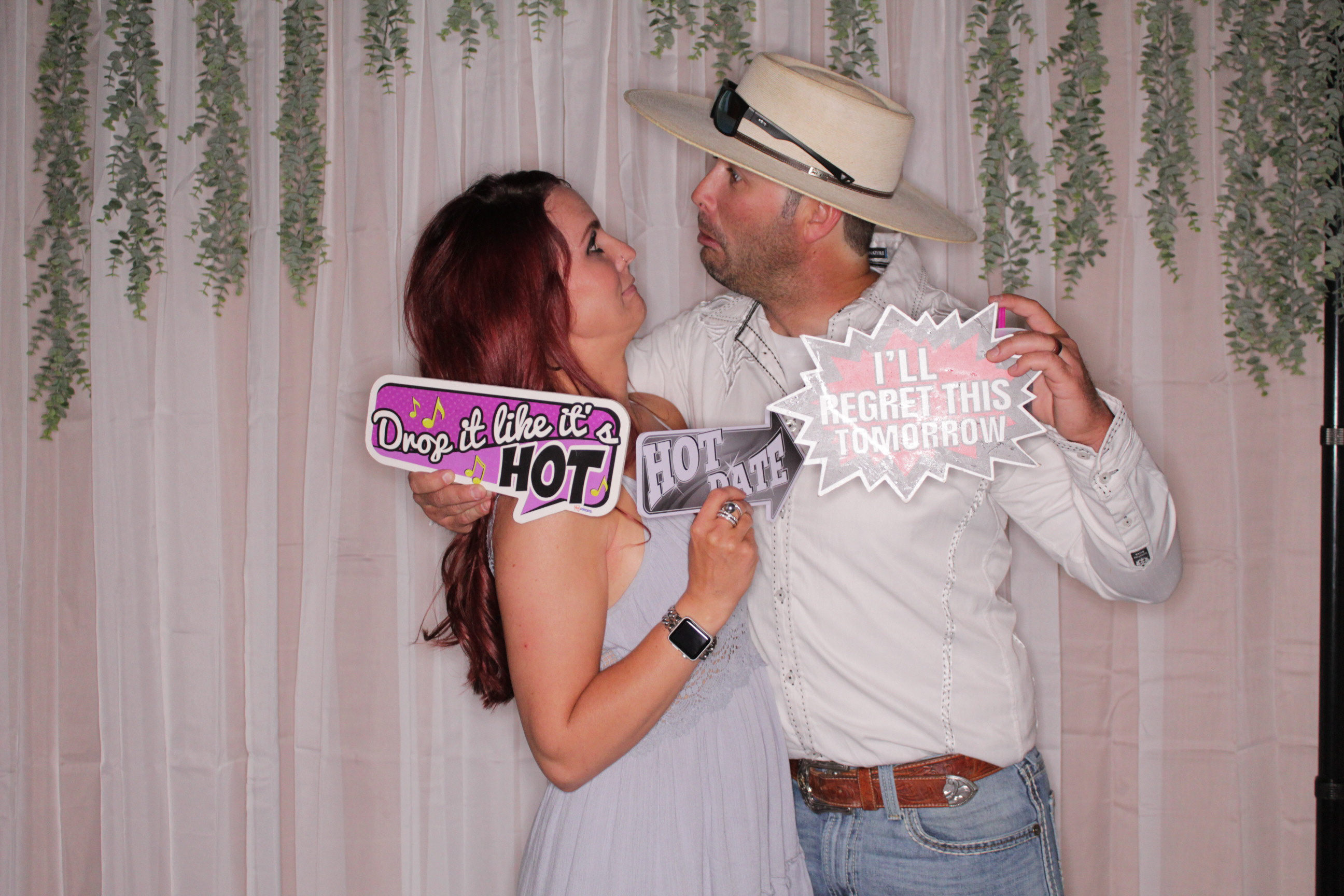 Carson and Harlie's Wedding | View more photos from the event at gallery.photoboothbillings.com/u/PhotoBoothBillings/Carson-and-Harlies-Wedding